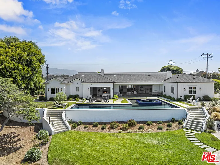 6671 Dume Dr — Photo 2