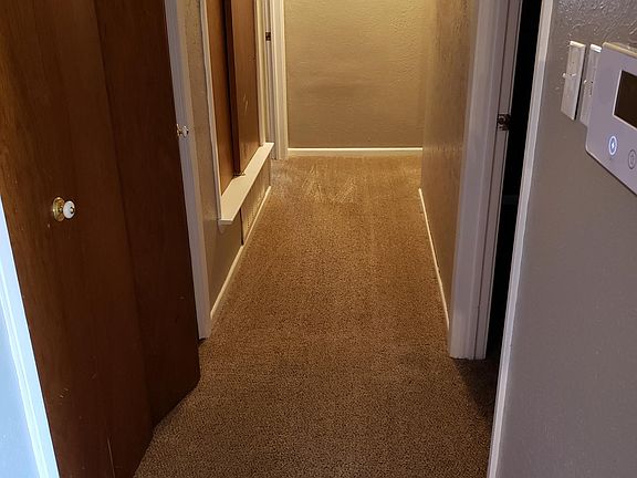 4th image of 205 Dogwood Ln