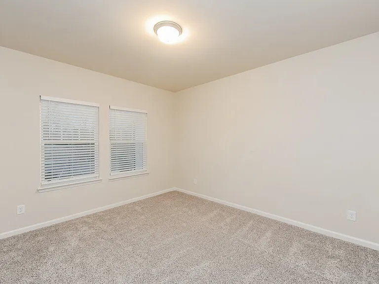 6068 Hickory Creek Ct — Photo 11