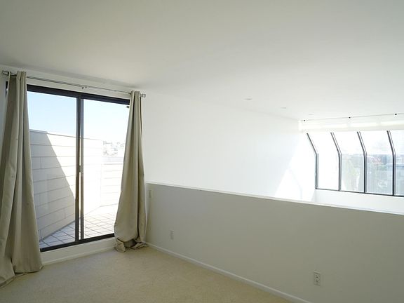 5th image of 11808 Dorothy St APT 304
