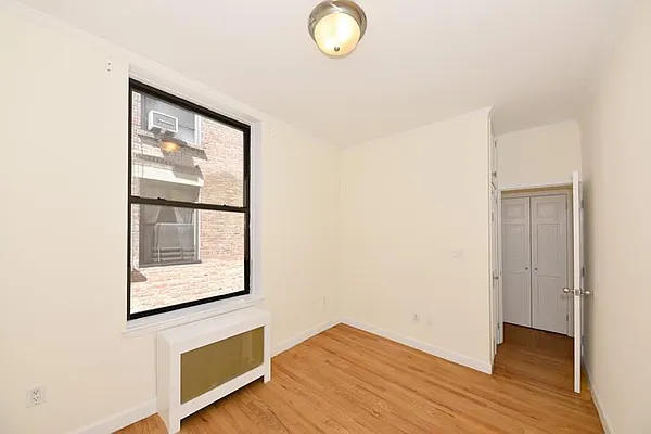 Rented by Buchbinder & Warren | media 33