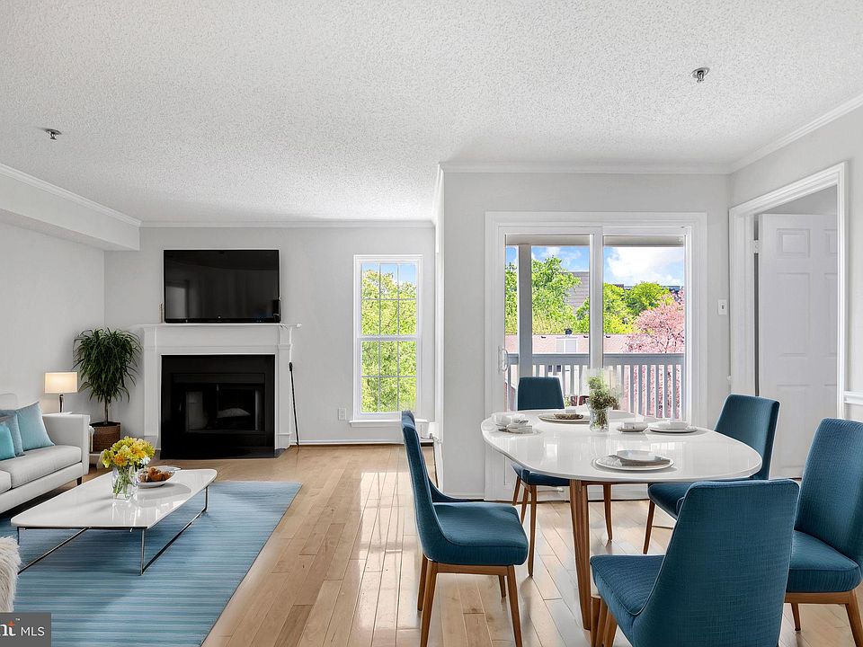 1st image of 1524 Lincoln Way APT 339