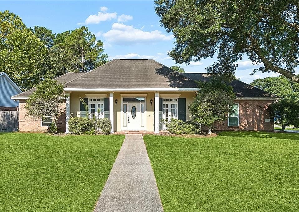 1st image of 1933 Marlin Dr