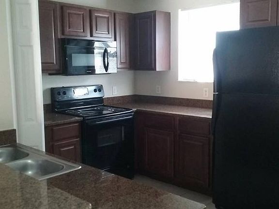 4th image of 12827 Real Madrid Ln