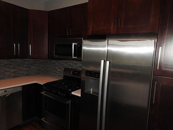 4th image of 6456 S Woodlawn Ave APT 3B