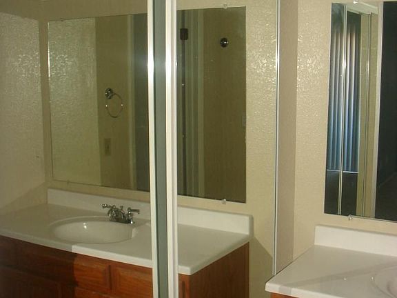 3rd image of 1432 W Emerald Ave Unit 636