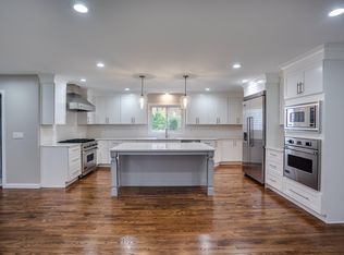 1219 Johnson Rd, Woodbridge, CT 06525