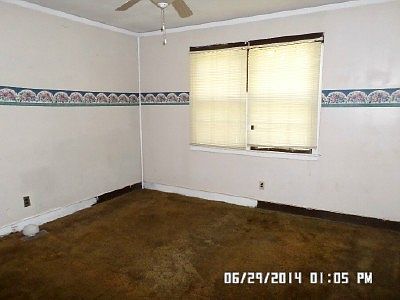 5th image of 321 S Lee St