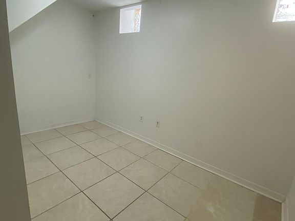 3rd image of 1330 N 6th St #1R