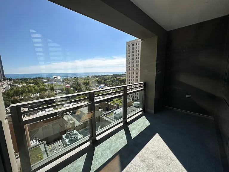 130 N Garland Ct #1407 — Photo 7