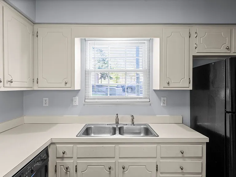 113 Azalea Ct — Photo 11
