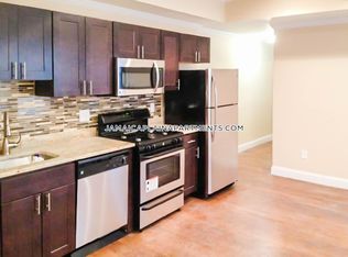 18 Robeson St APT 2M, Boston, MA 02130