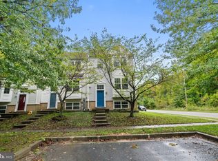2 Carob Ct, Essex, MD 21221