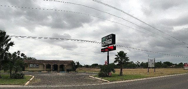 1st image of 3003 S Cage Blvd