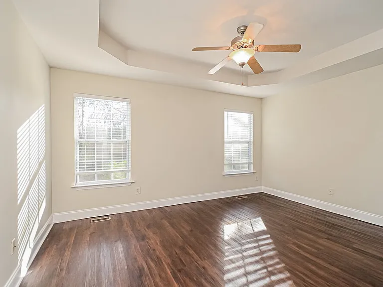 1565 Bridgecrest Dr — Photo 11
