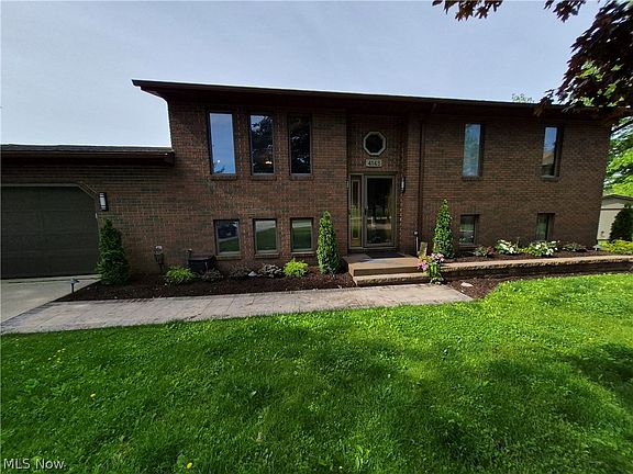 4th image of 4145 Cedar Ln