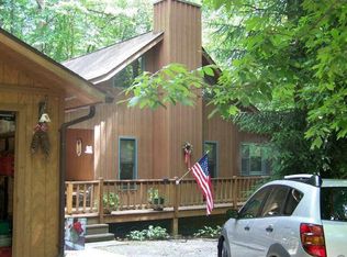 4 Kaolin Ln, Tiger, GA 30576