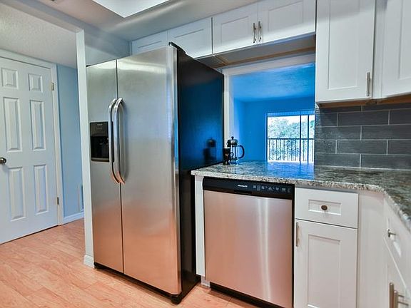 4th image of 1520 Glen Oaks Dr E Unit 347
