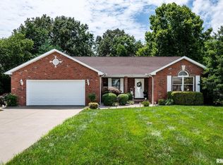 805 New Day Way, Marion, IL 62959