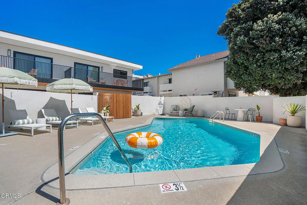 1 bed, 1.0 bath, 700 sqft, $3,995 — Photo 1