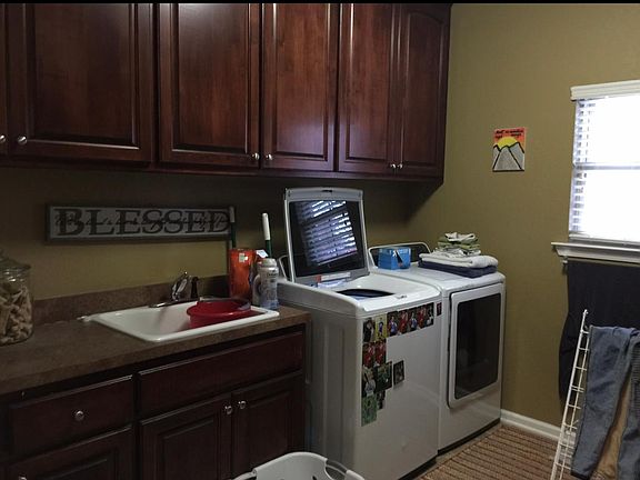 4th image of 2908 Turnberry Dr