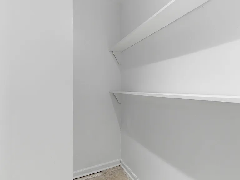 1122 Tigris Ln — Photo 25