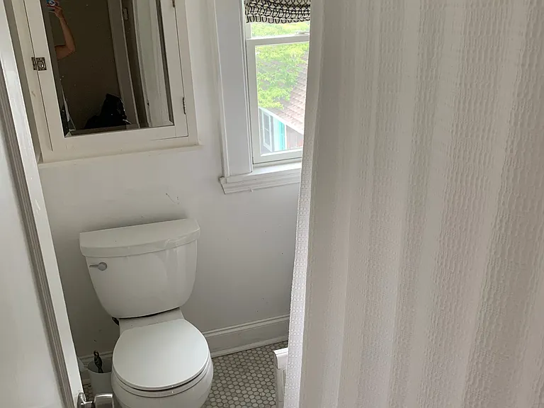 84 Sherman Ct — Photo 12