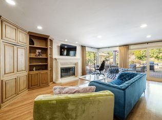 20171 Adele Dr, Woodland Hills, CA 91364