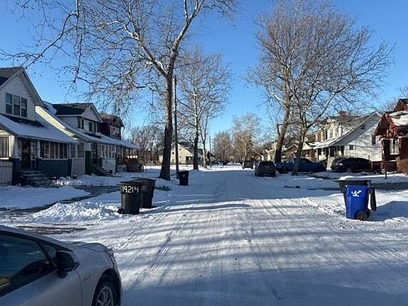 5th image of 596 Algonquin St