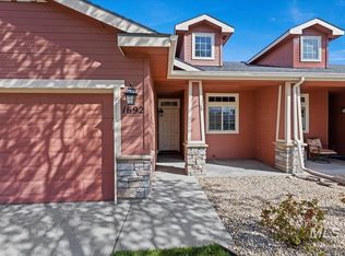 1692 W Raincrest Dr, Meridian, ID 83642