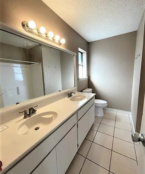 2242 Point Loma Dr — Photo 10