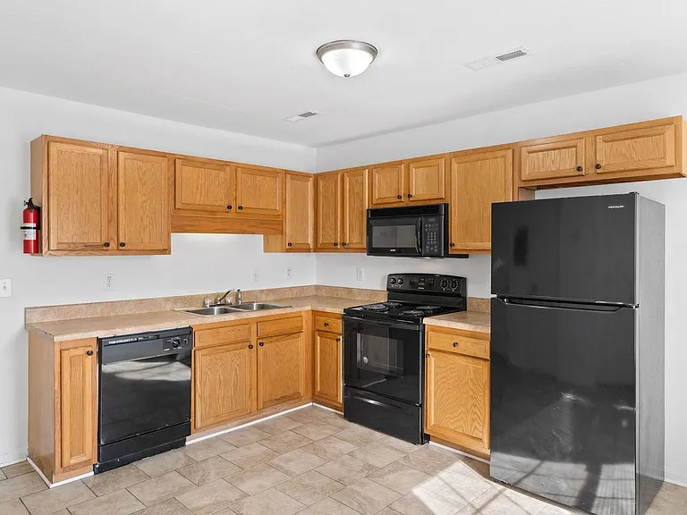 188 Jack Miller Blvd — Photo 33