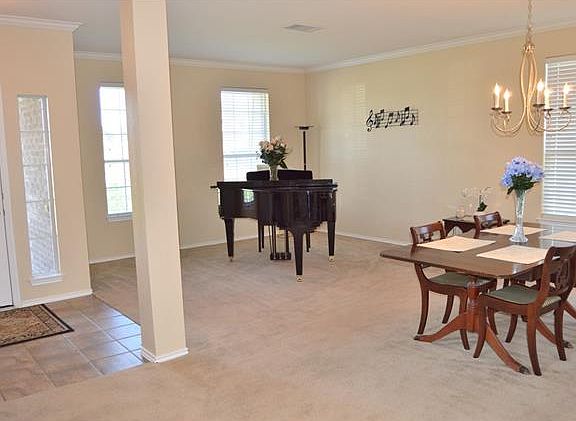 4th image of 147 Parkland Dr