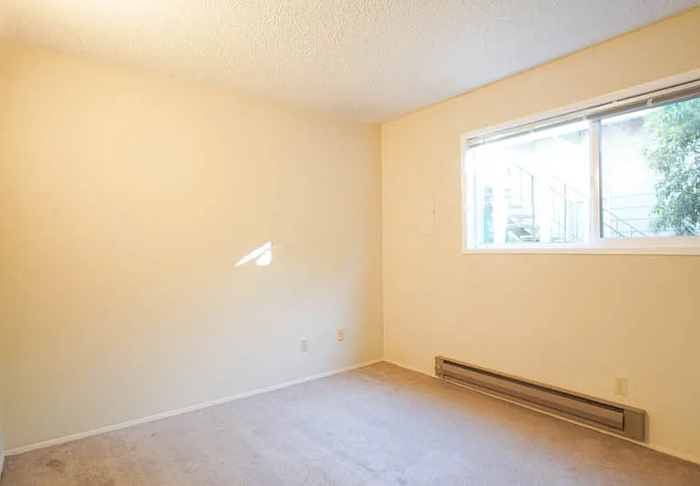 4030 SE Gladstone St #9 — Photo 13