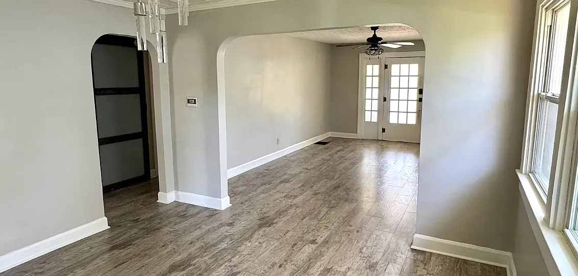 3 bed, 1257 sqft, $995 — Photo 3