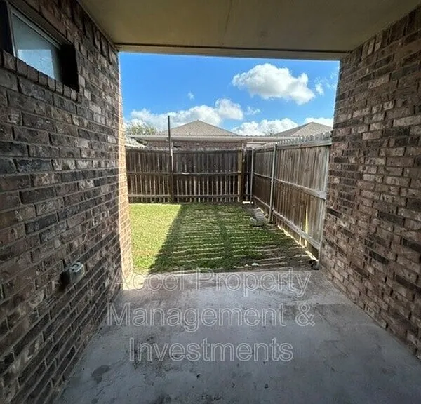 2603 E Eisenhower Ave #2 — Photo 22