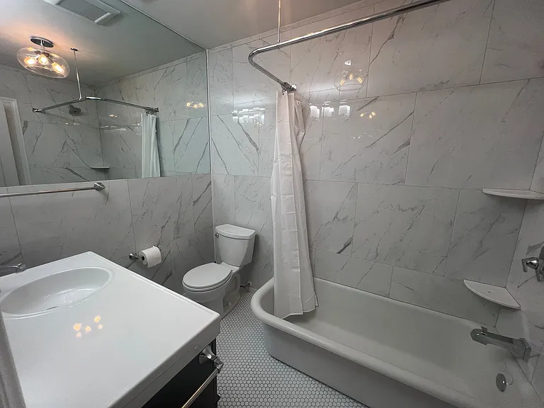 535 20th Ave E #203 — Photo 13
