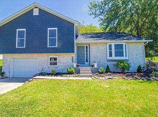 106 Estate Dr, Morgantown, WV 26508