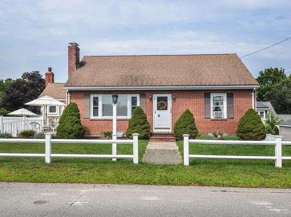109 Cook Ln, Marlborough, MA 01752
