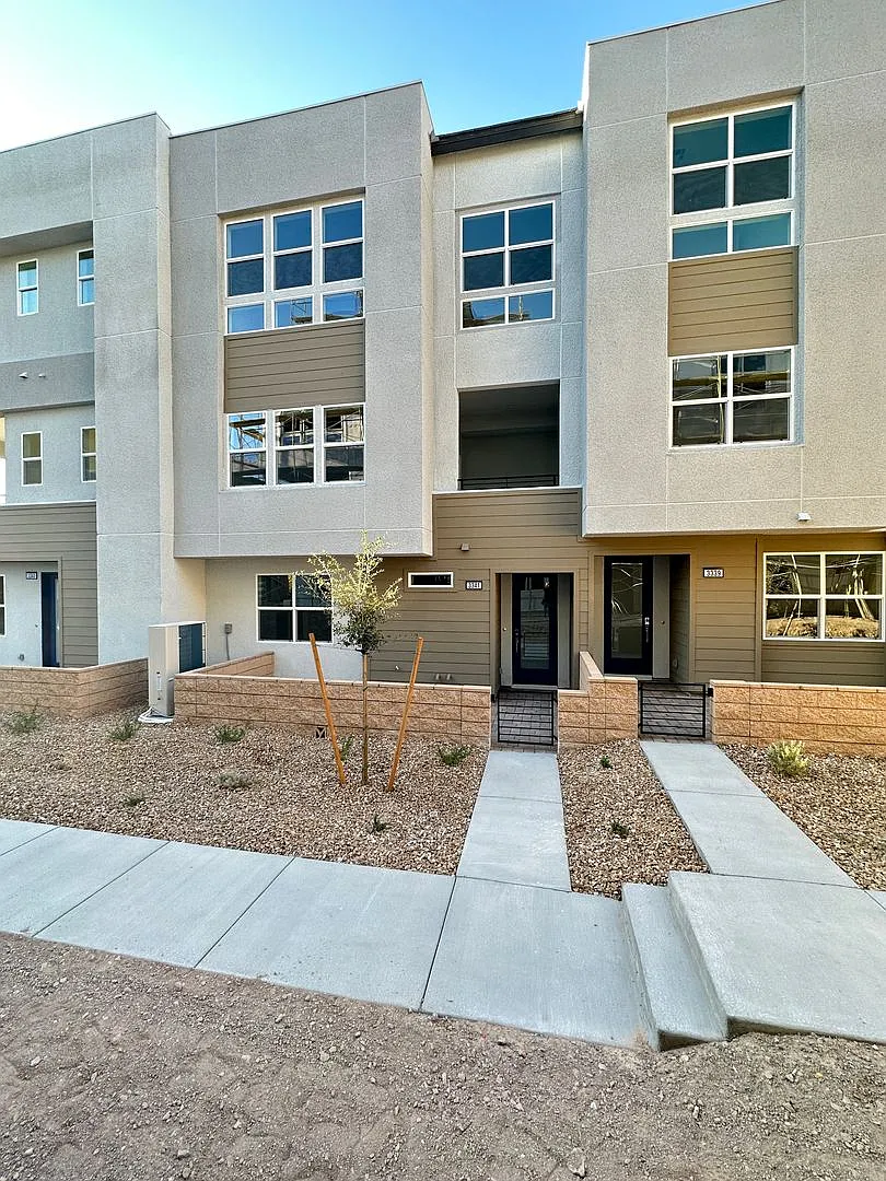 Inspirada Town Center Parcel 19 — Photo 2