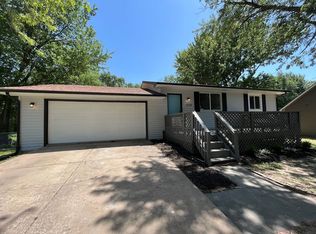 320 N Ward Pkwy, Haysville, KS 67060