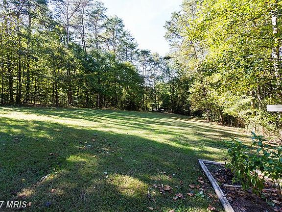 5th image of 10809 Mountain Laurel Ct