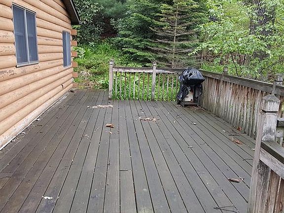 3rd image of 106 Creek View Ln