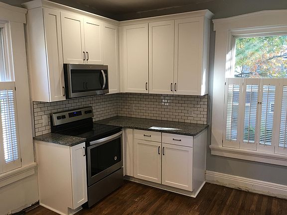 4th image of 1358 Grace Ave