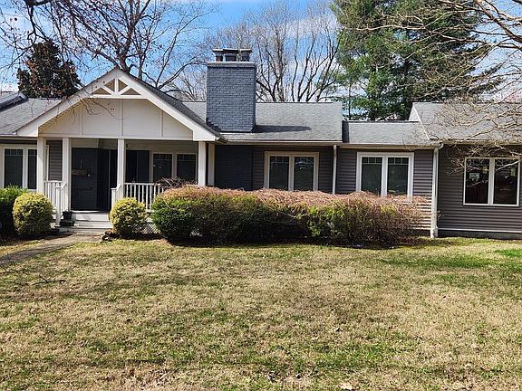 4th image of 7516 Glenriddle Rd