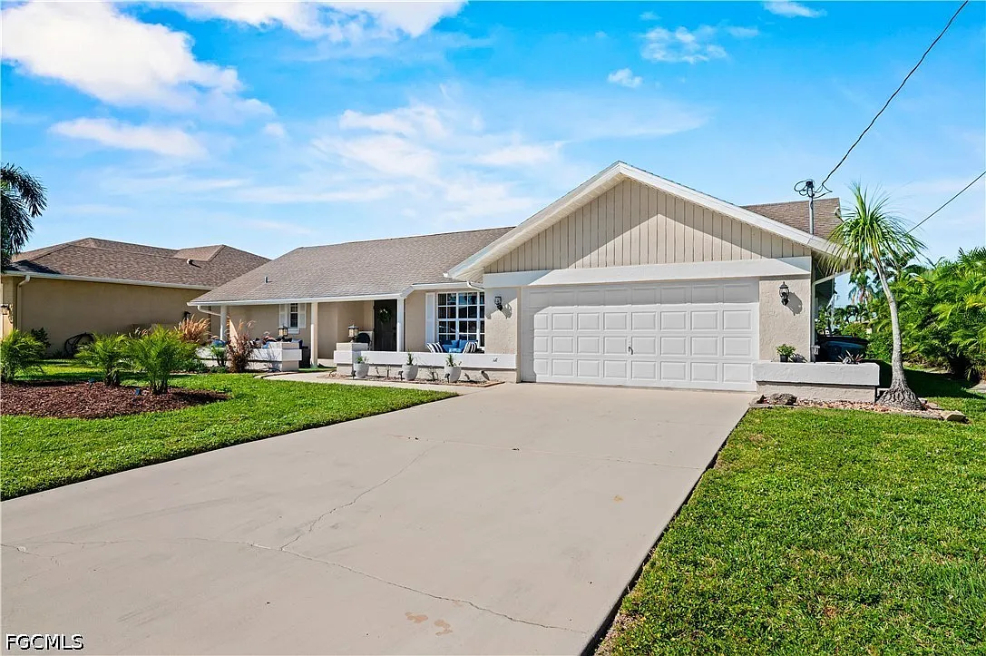 3 bed, 2.0 bath, 1942 sqft, $3,500 — Photo 1