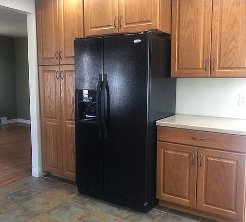 5th image of 600 23rd St NW