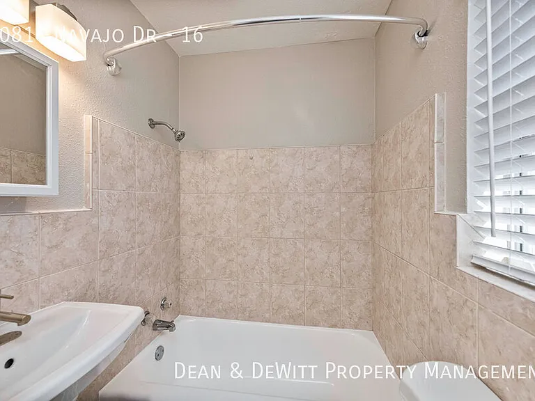 10814 Navajo Dr #16 — Photo 6