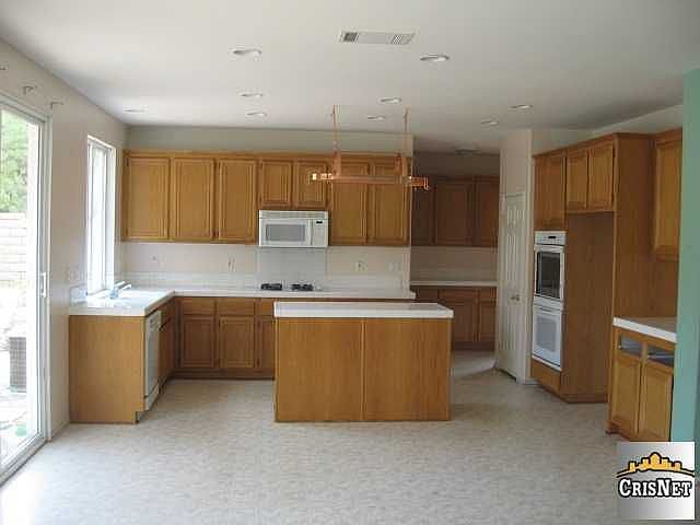 2nd image of 21003 Oakleaf Canyon Dr