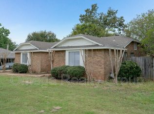 111 Thames Dr, Prattville, AL 36066